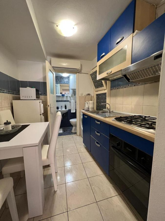 Old Town Apartment Nina 1 스플리트 외부 사진